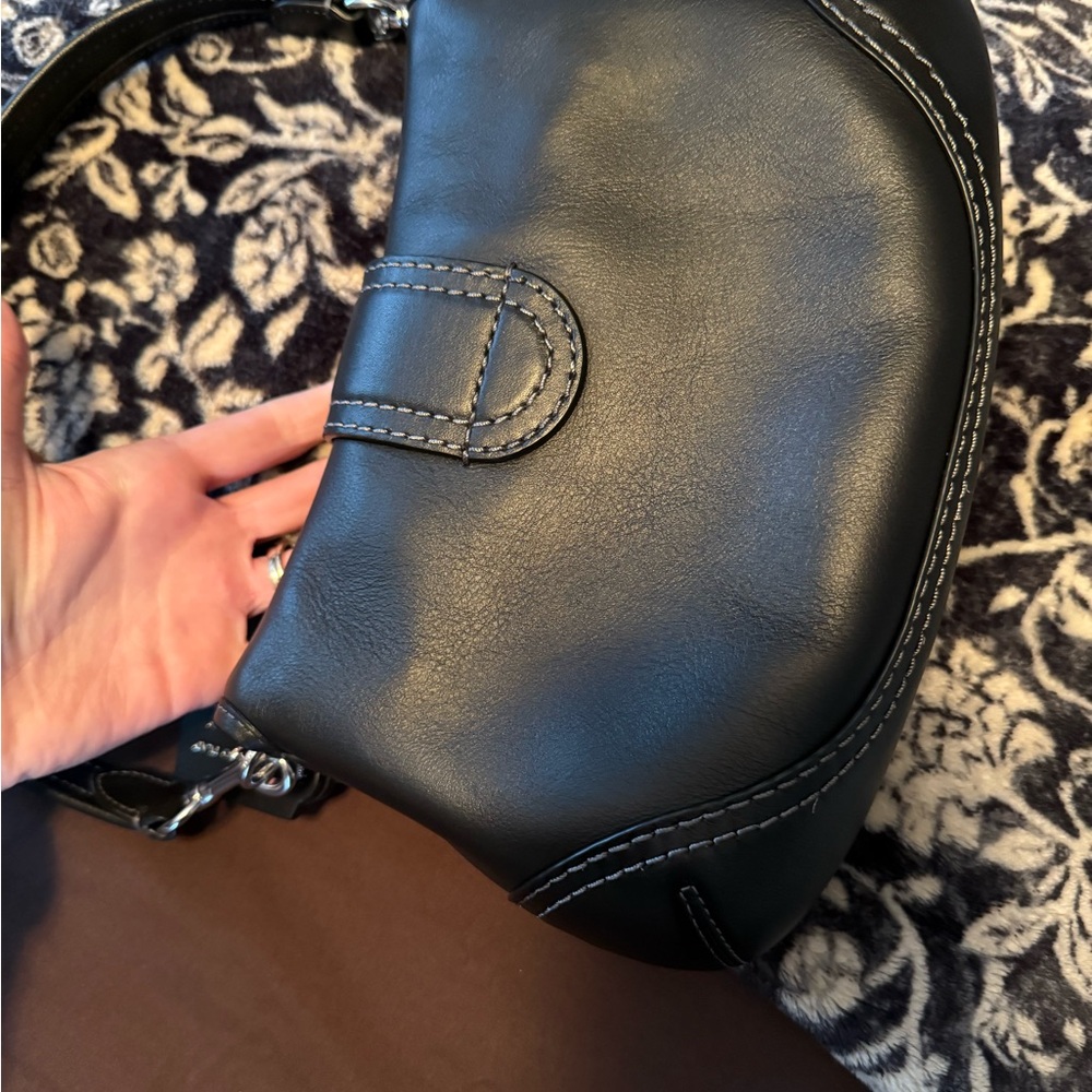 Coach SOHO re-edition Black Leather flap Shoulder Bag - Picture 4 of 11